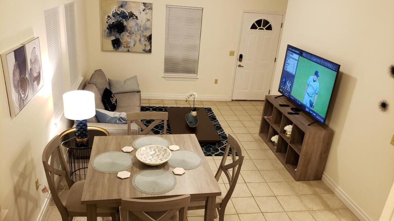 Modern House Minutes From Downtown Gainesville, Uf, Va & More! Εξωτερικό φωτογραφία