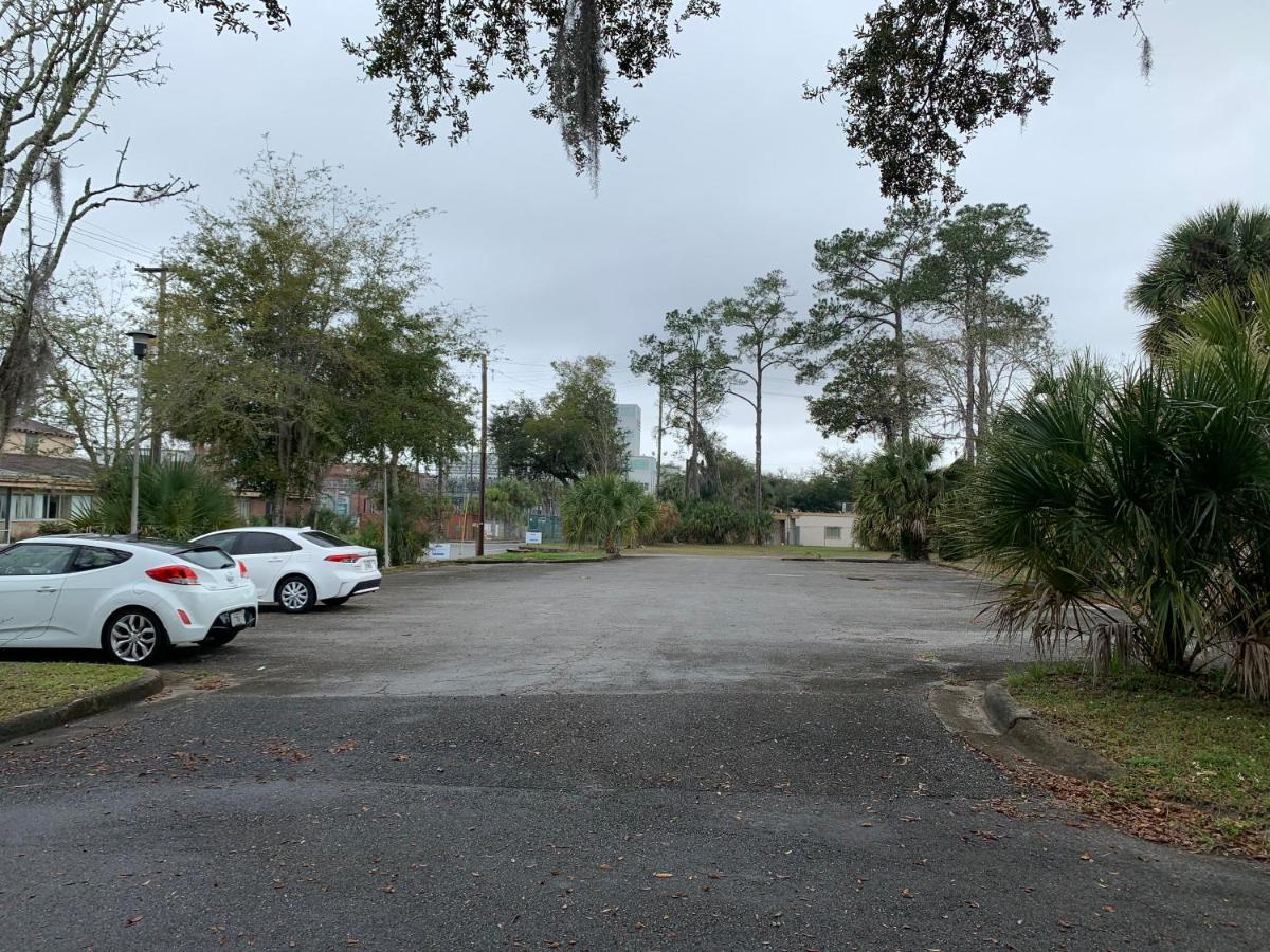 Modern House Minutes From Downtown Gainesville, Uf, Va & More! Εξωτερικό φωτογραφία